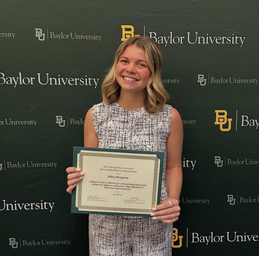  Abbey Ferguson was recognized for her research presented at URSA Scholars Day as an Outstanding Presentation Award recipient during Undergraduate Research and Scholarly Activities (URSA) Scholars Week.